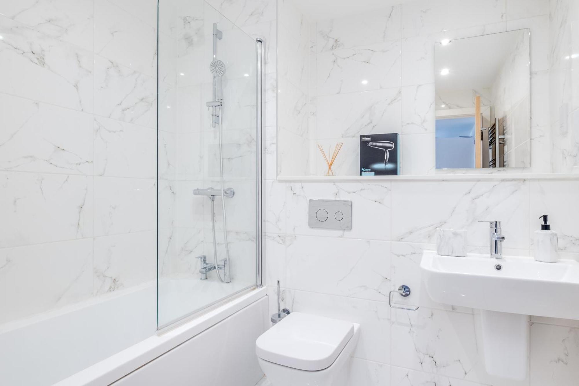 Broadway Mailbox Luxury New 1 Bed Apartment With Free Parking Birmingham Exteriér fotografie